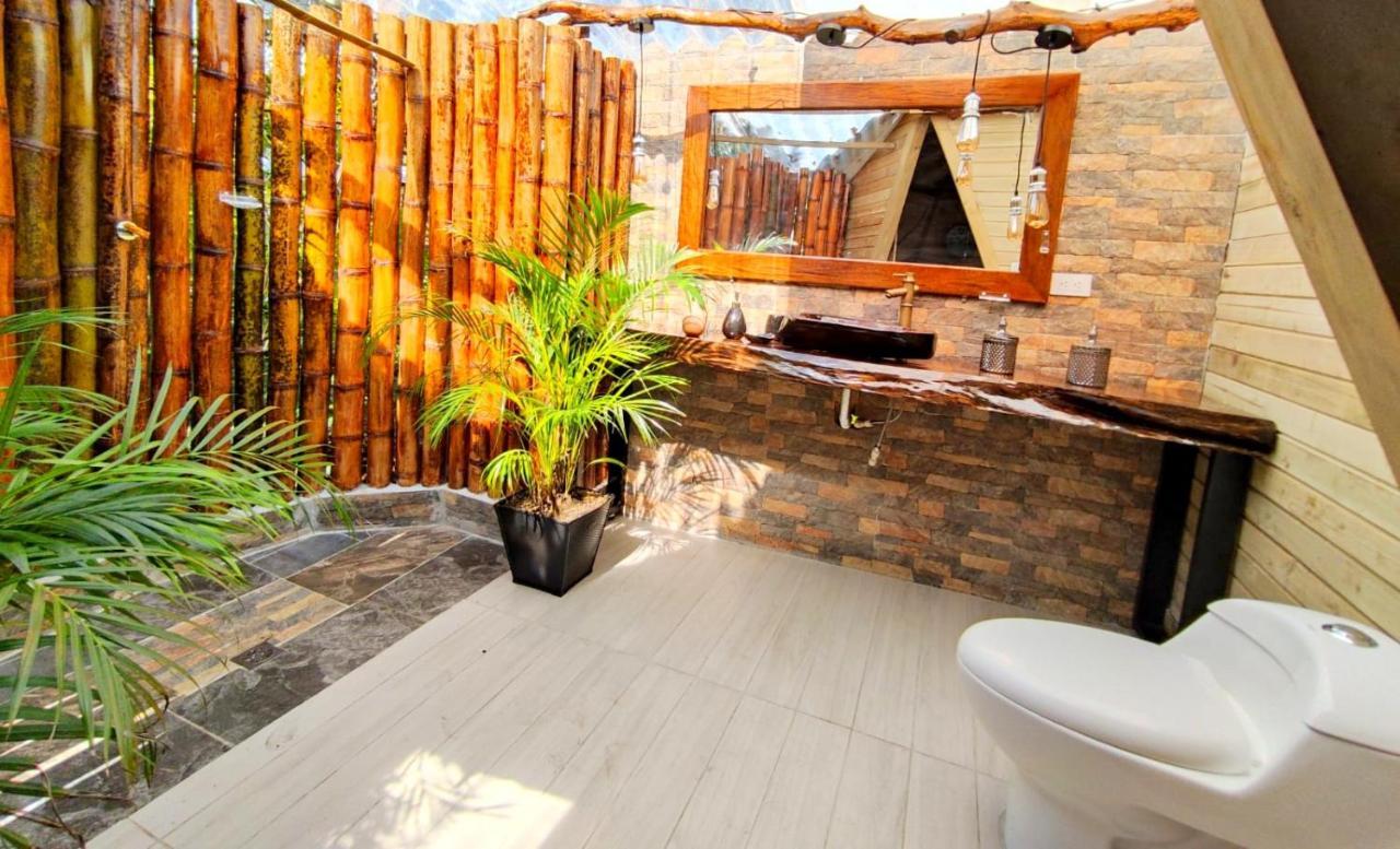 מלון Celeste Glamping Guatapé מראה חיצוני תמונה